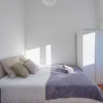 Rent 11 bedroom apartment in Lisbon