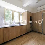 Rent 2 bedroom apartment of 92 m² in Mid-levels Central