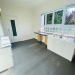 Maison de 150 m² avec 7 chambre(s) en location à saintjeandebraye