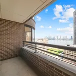 Rent 2 bedroom apartment of 105 m² in New York