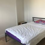 Rent 6 bedroom house in Wales