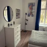 Rent a room of 120 m² in Berlin