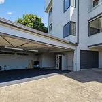 Rent 3 bedroom apartment in Ōrākei