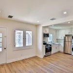 Rent 2 bedroom apartment of 69 m² in Los Angeles