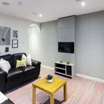 Rent 4 bedroom house in Stoke-on-Trent