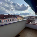 Pronajměte si 3 ložnic/e byt o rozloze 80 m² v Prague