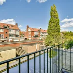 Huur 4 slaapkamer appartement van 89 m² in Amstelveen