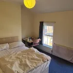 Rent 5 bedroom flat in East Midlands