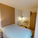 Rent a room in paris