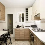 Rent a room of 80 m² in barcelona