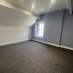 Rent 4 bedroom flat in East Midlands