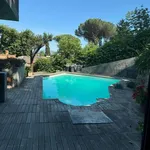 Rent 5 bedroom house of 300 m² in Roma