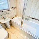 Rent 4 bedroom apartment in West Midlands