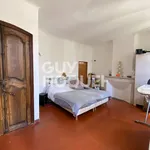 Maison de 135 m² avec 5 chambre(s) en location à CAVEIRAC