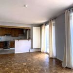 Rent 3 bedroom apartment of 64 m² in Carpentras