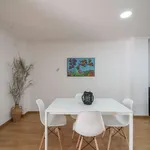 Rent a room of 80 m² in valencia