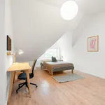 Miete 3 Schlafzimmer wohnung von 14 m² in Berlin