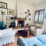 Rent 6 bedroom house of 200 m² in Terracina