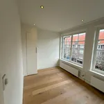 Huur 3 slaapkamer appartement van 80 m² in Frederik Hendrikbuurt