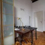 Rent a room of 240 m² in turin