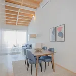 Rent 2 bedroom apartment of 70 m² in Porto