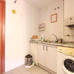 Rent a room of 80 m² in madrid