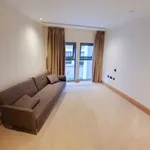 Rent 3 bedroom apartment in London