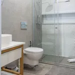 Rent 3 bedroom apartment of 50 m² in Lisbon