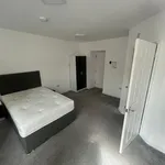 Rent 4 bedroom apartment in West Midlands