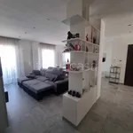 Rent 3 bedroom apartment of 100 m² in Bari