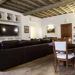 Rent 4 bedroom apartment of 280 m² in rome