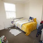 Rent 4 bedroom flat in West Midlands