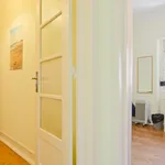 Rent 5 bedroom apartment in Lisbon