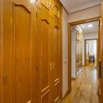 Rent 10 bedroom apartment in Madrid