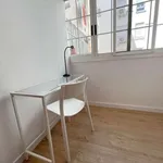 Rent a room of 130 m² in valencia