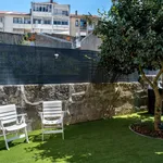 Rent 4 bedroom house of 150 m² in Porto