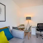 Rent 2 bedroom apartment of 65 m² in london