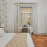 Rent a room of 165 m² in Lisboa