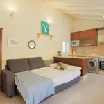 Rent 3 bedroom apartment of 60 m² in Málaga