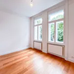 Miete 2 Schlafzimmer wohnung von 227 m² in Wien