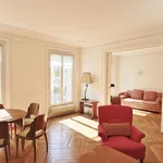 Appartement de 70 m² avec 2 chambre(s) en location à Paris