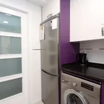 Rent a room of 90 m² in madrid