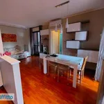 Rent 3 bedroom apartment of 95 m² in Milan