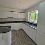 Rent 4 bedroom house in Wales