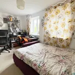 Rent 4 bedroom flat in Rushmoor