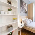 Rent a room in milan