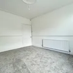 Rent 3 bedroom apartment in Yorkshire And The Humber