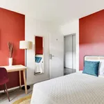 Rent a room in paris