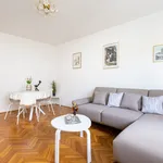 Rent 2 bedroom apartment of 60 m² in Split