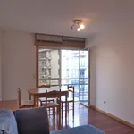 Alquilo 2 dormitorio apartamento de 70 m² en Santiago de Compostela